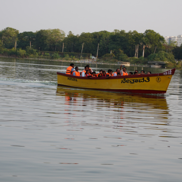 Boating at SB Lake