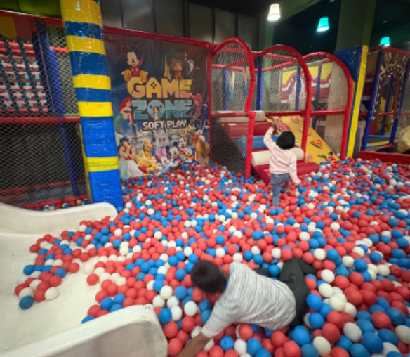 Indoor game  In Kalaburgi