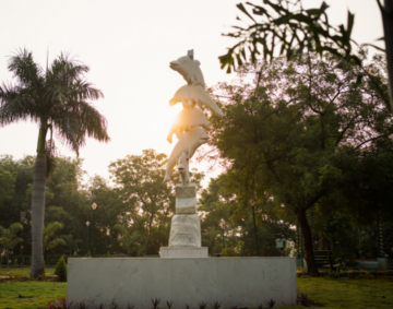 ಡಾಲ್ಫಿನ್ ಕಾರಂಜಿ